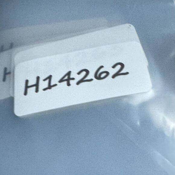 Vera Wang V904 frames only Eyeglasses CH 50-15-130 H14262 - Picture 8 of 8